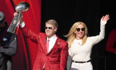 NFL Breaking News: Chiefs CEO Clark Hunt Announces Plans to Enter the 2024 U.S. Presidential Race