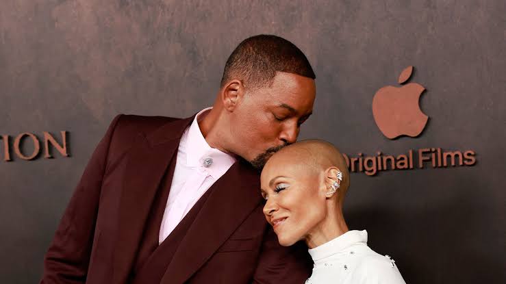 "She's nothing but a gold digger," said Will Smith, in tears, as he finally ends his 26-year marriage to Jada Smith.