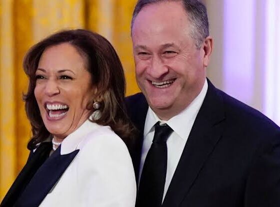 BREAKING NEWS: US Vice President Kamala Harris in tears as she announces the heartbreaking end of her 12-year marriage to Douglas Craig Emhoff.